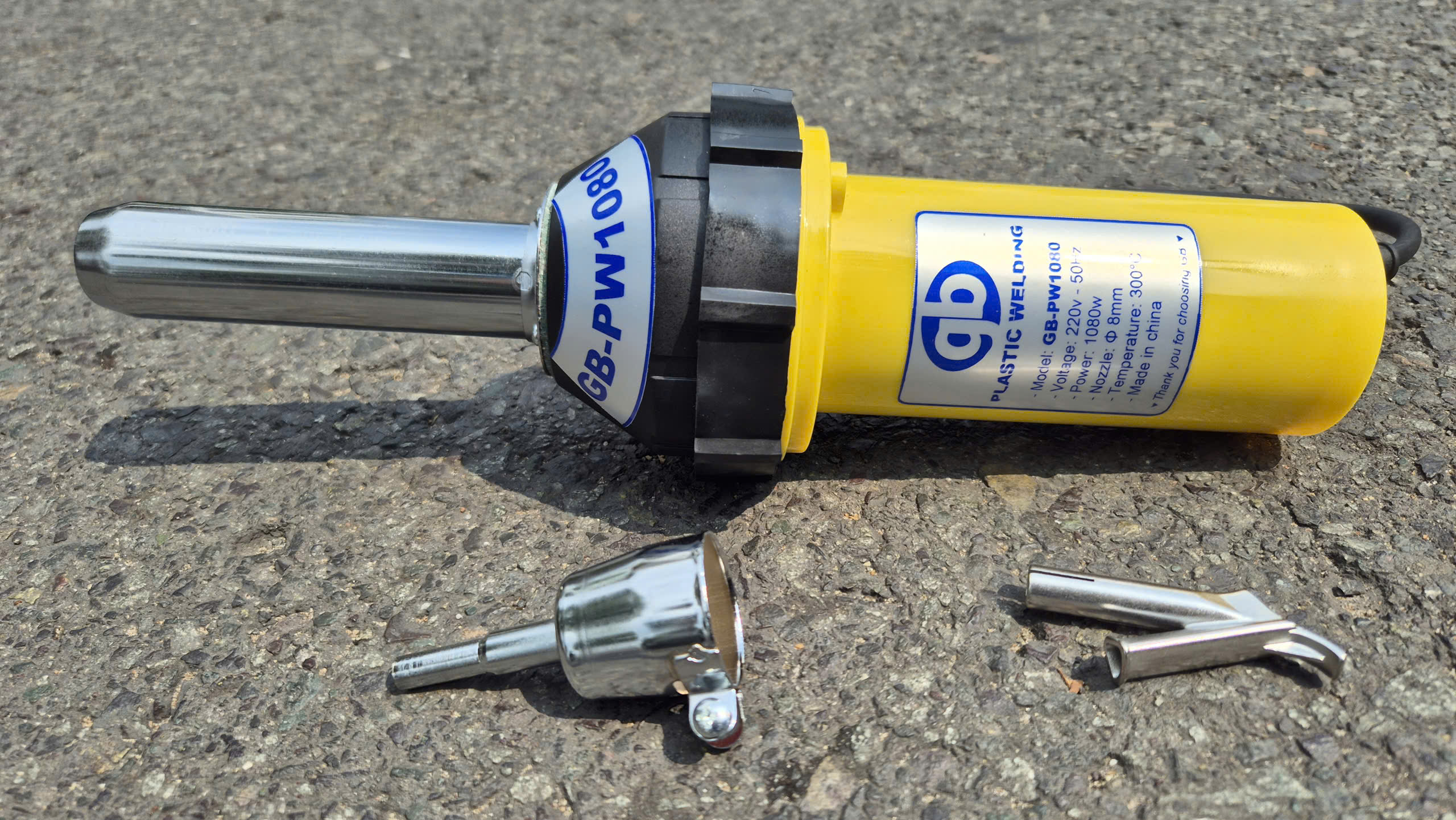 M&aacute;y h&agrave;n que nhựa 1080W tại H&agrave; Nội HCM