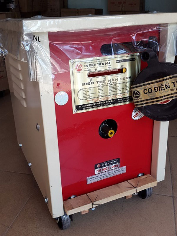 địa chỉ b&aacute;n m&aacute;y h&agrave;n tiến dạt 250A tại H&agrave; Nội HCM