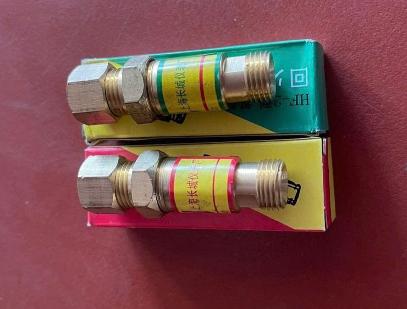 van chống cháy oxy gas dùng cho tay cắt